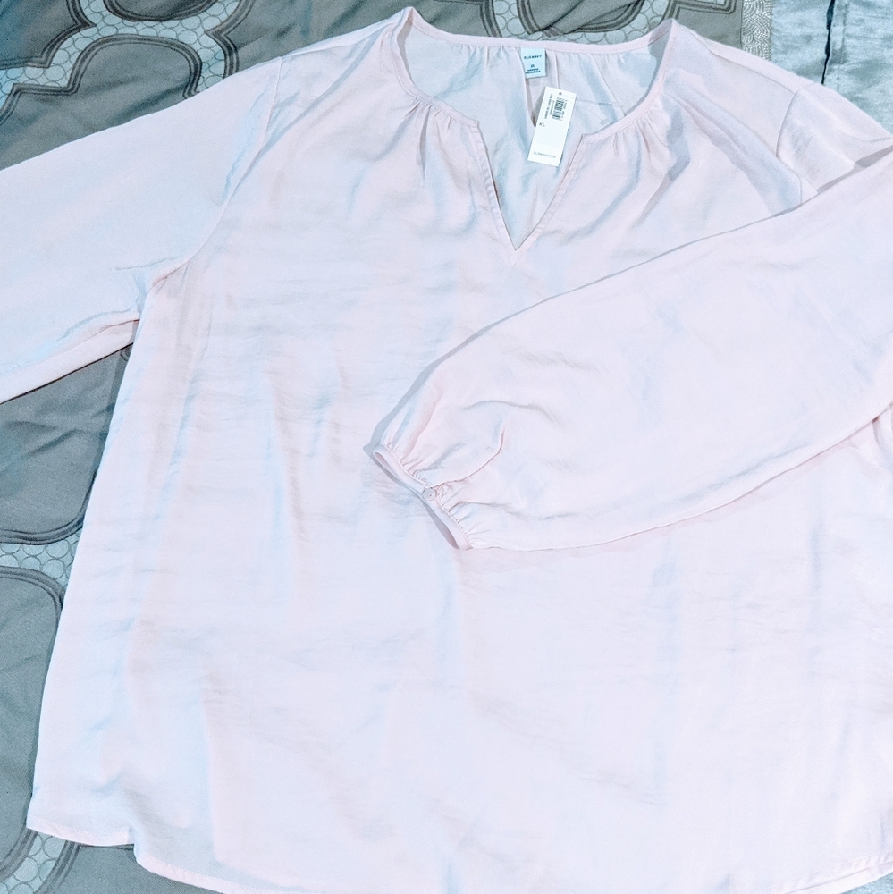 Pale pink old Navy peasant style blouse